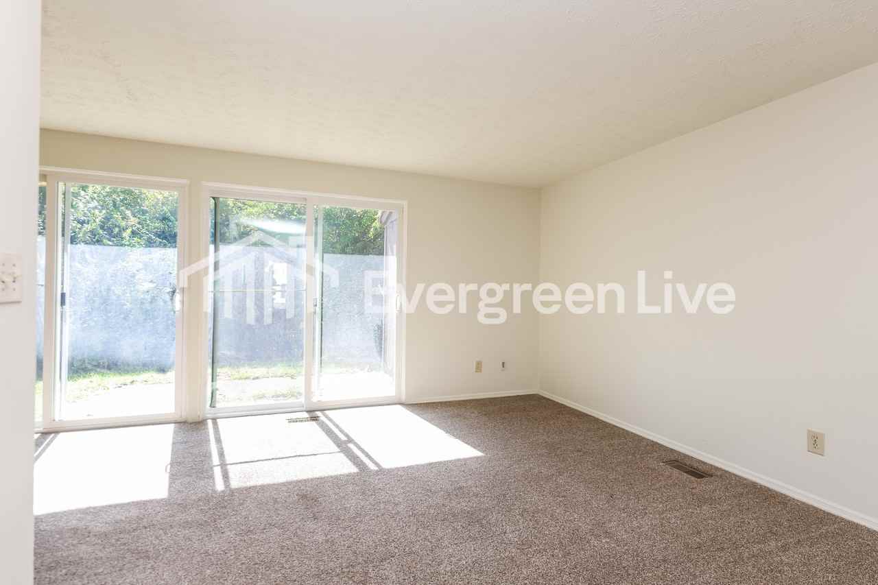 7761 Mount Hood - Photo 5 of 16