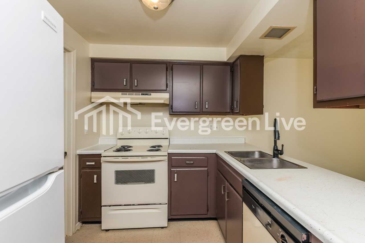 7761 Mount Hood - Photo 7 of 16