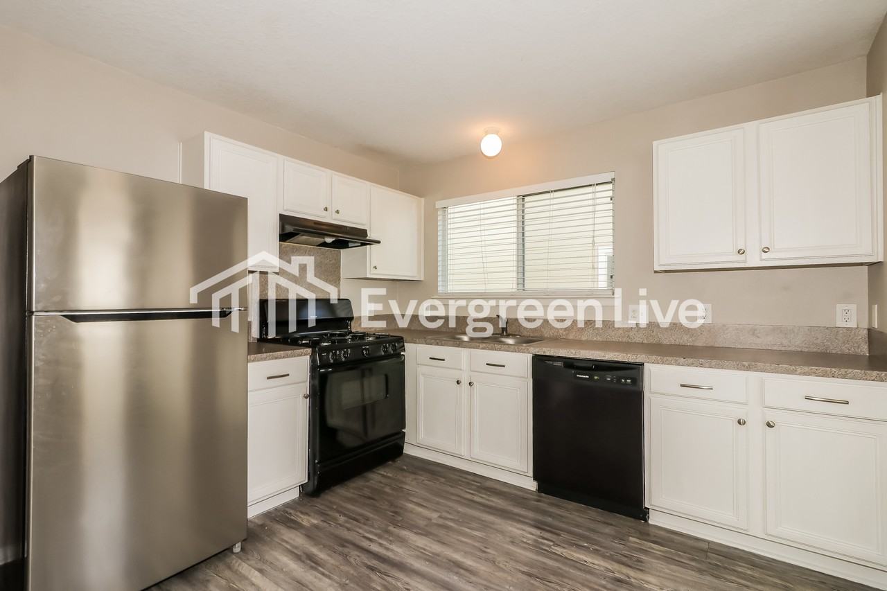 20908 Patriot Park Ln - Photo 5 of 16