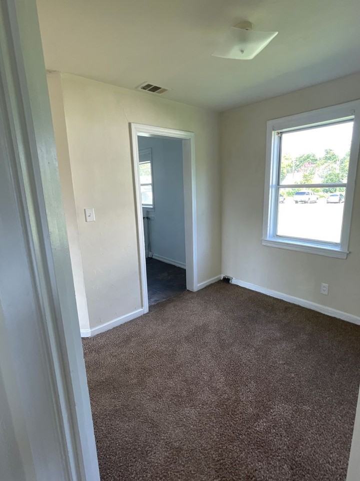 Fairfield Apartments - Ensley - Photo 2 of 6