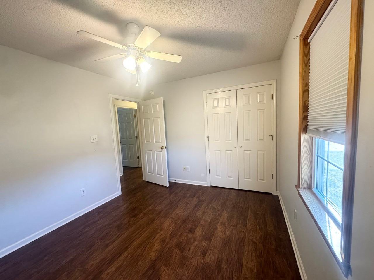 200 Dramtree Drive - Photo 3 of 14