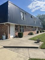 featured image of 406 W Washington St