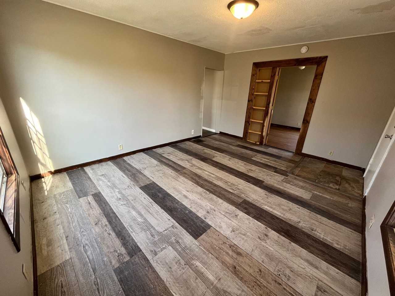 2108 Hall Street - Photo 2 of 10