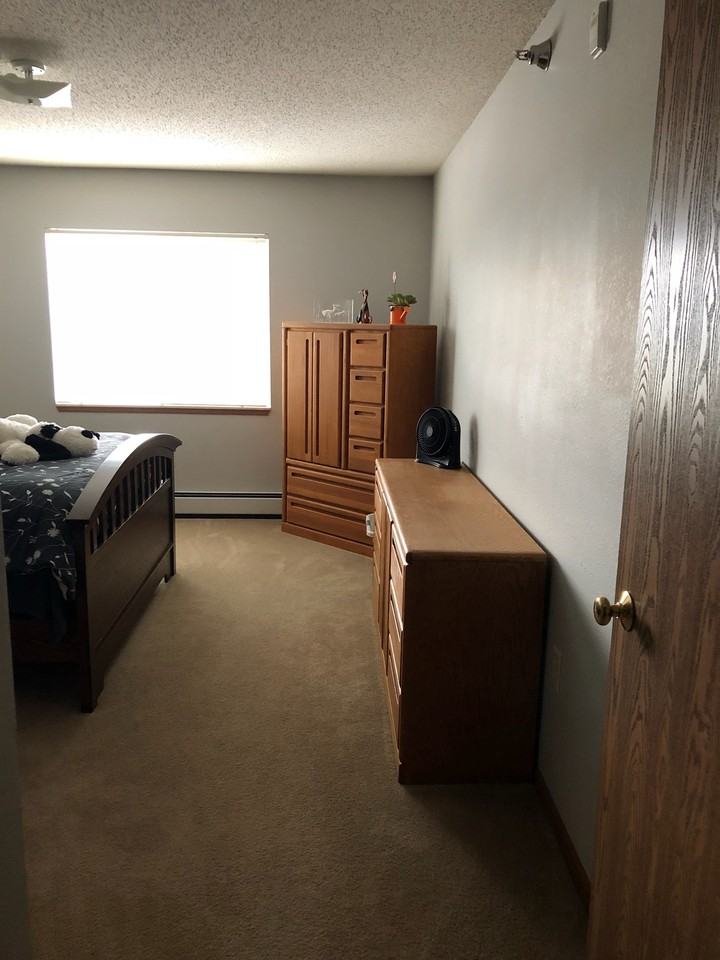 Meadows Apartment Building - Photo 3 of 33