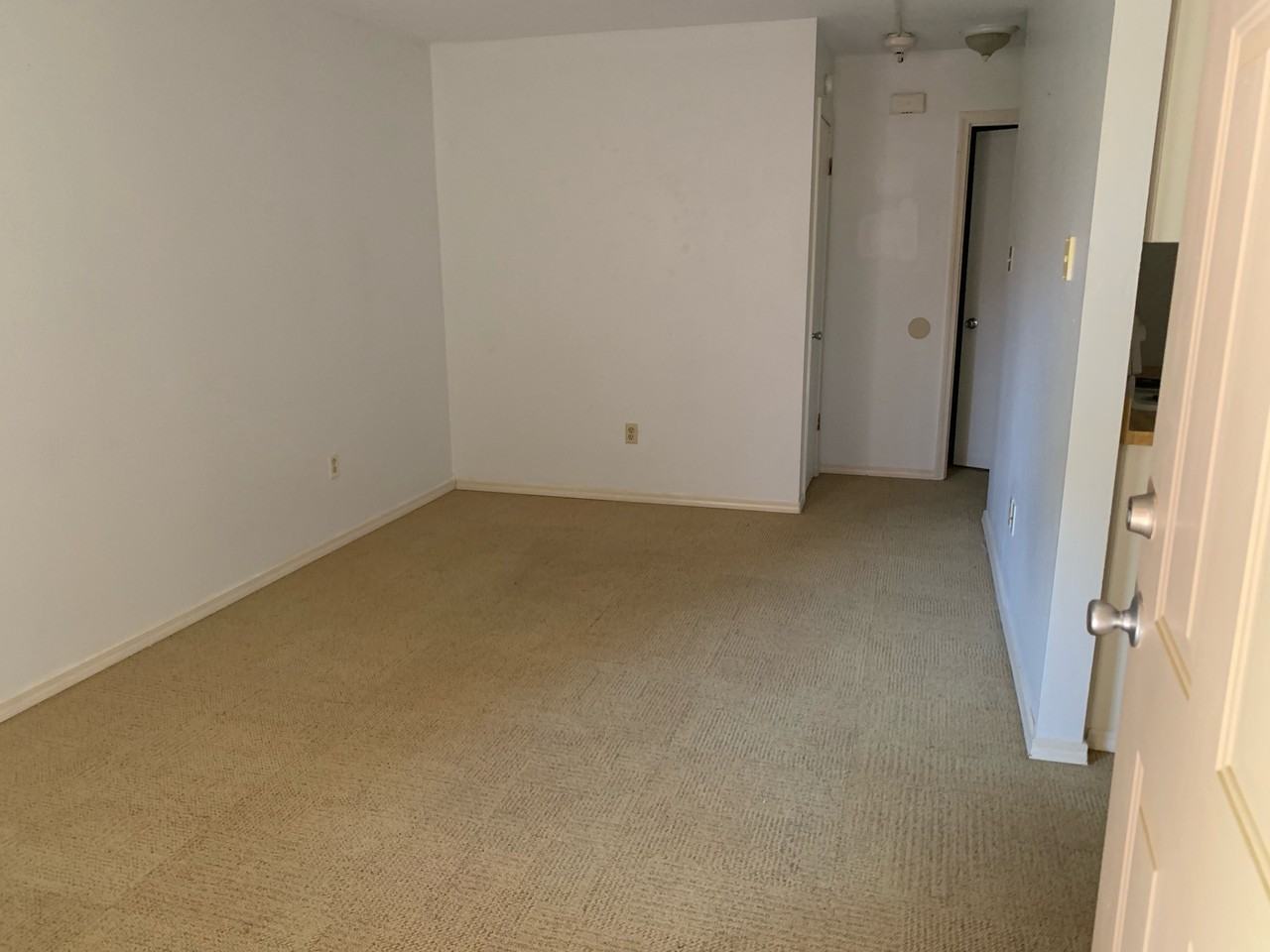 East Gate Apartments - Photo 4 of 6