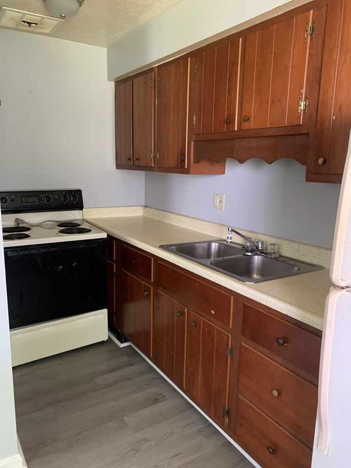 2275 Hepburn Avenue - Photo 2 of 15