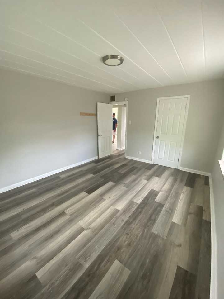 2331 Rugby Road - Photo 5 of 40