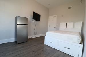 featured image of 44 South St