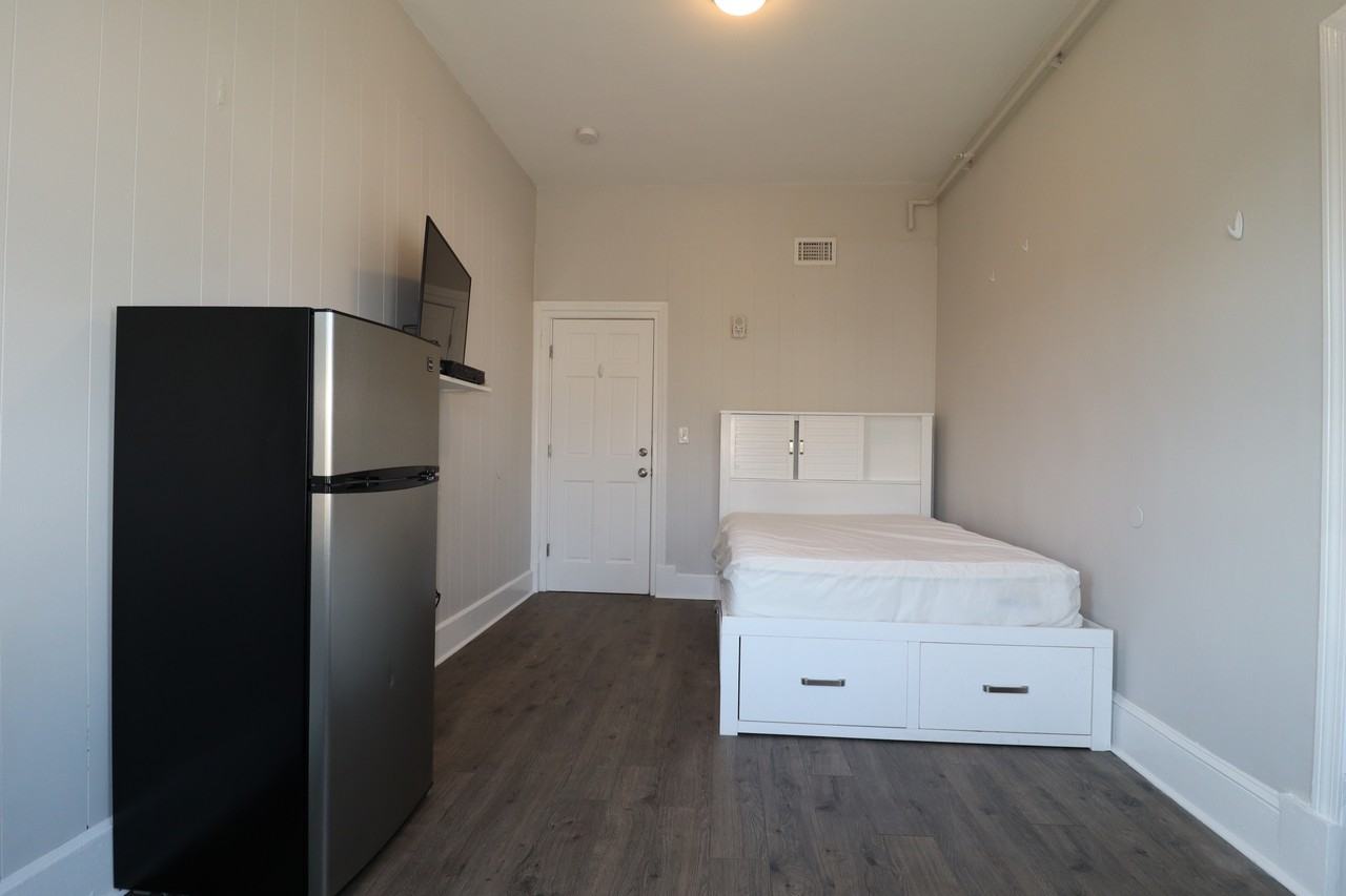 44 South Street - Photo 2 of 23