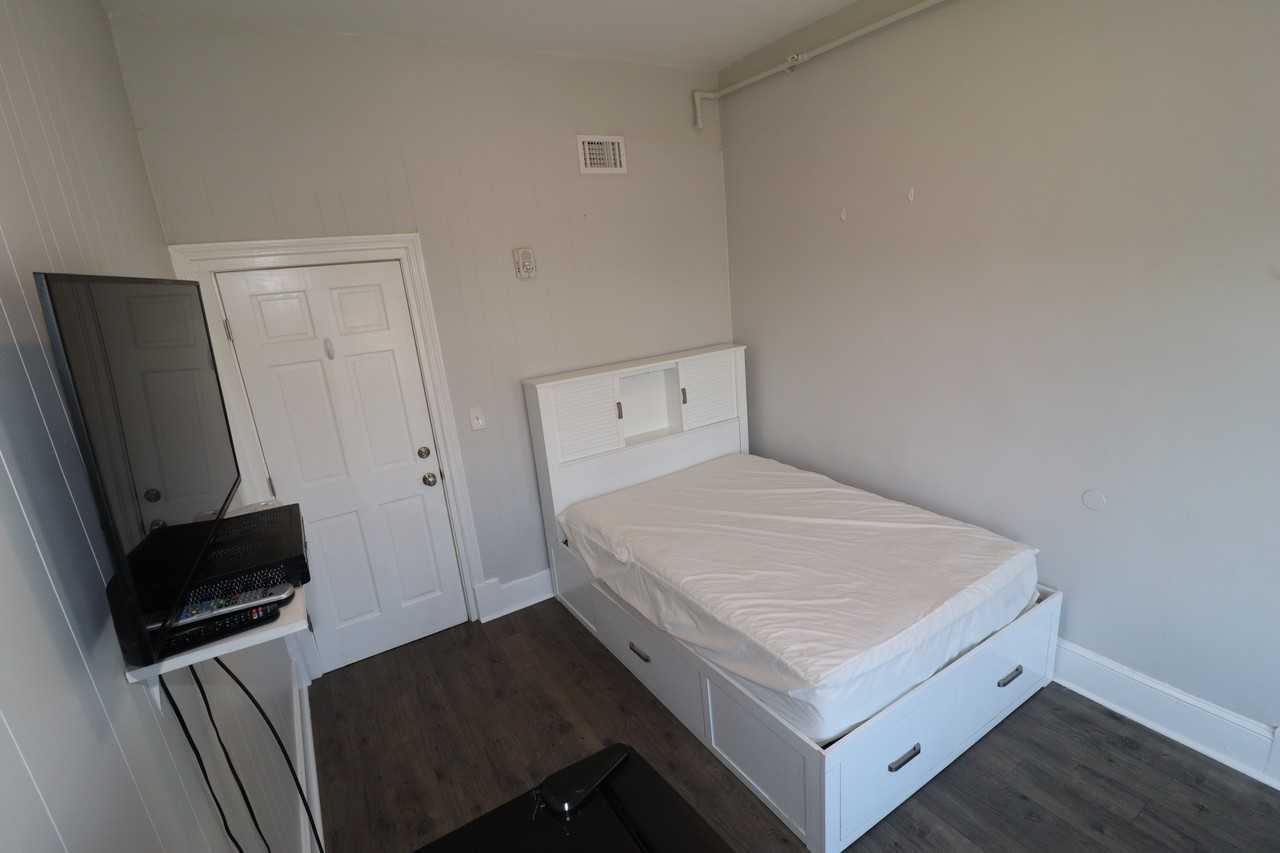 44 South Street - Photo 3 of 23