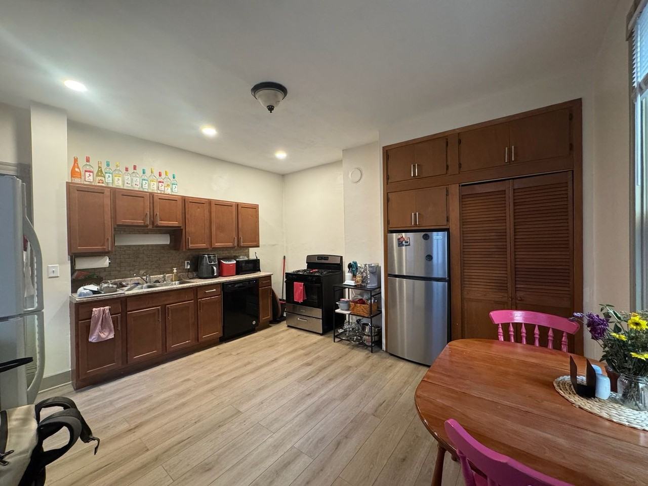 308 Klotter Ave - Photo 4 of 37