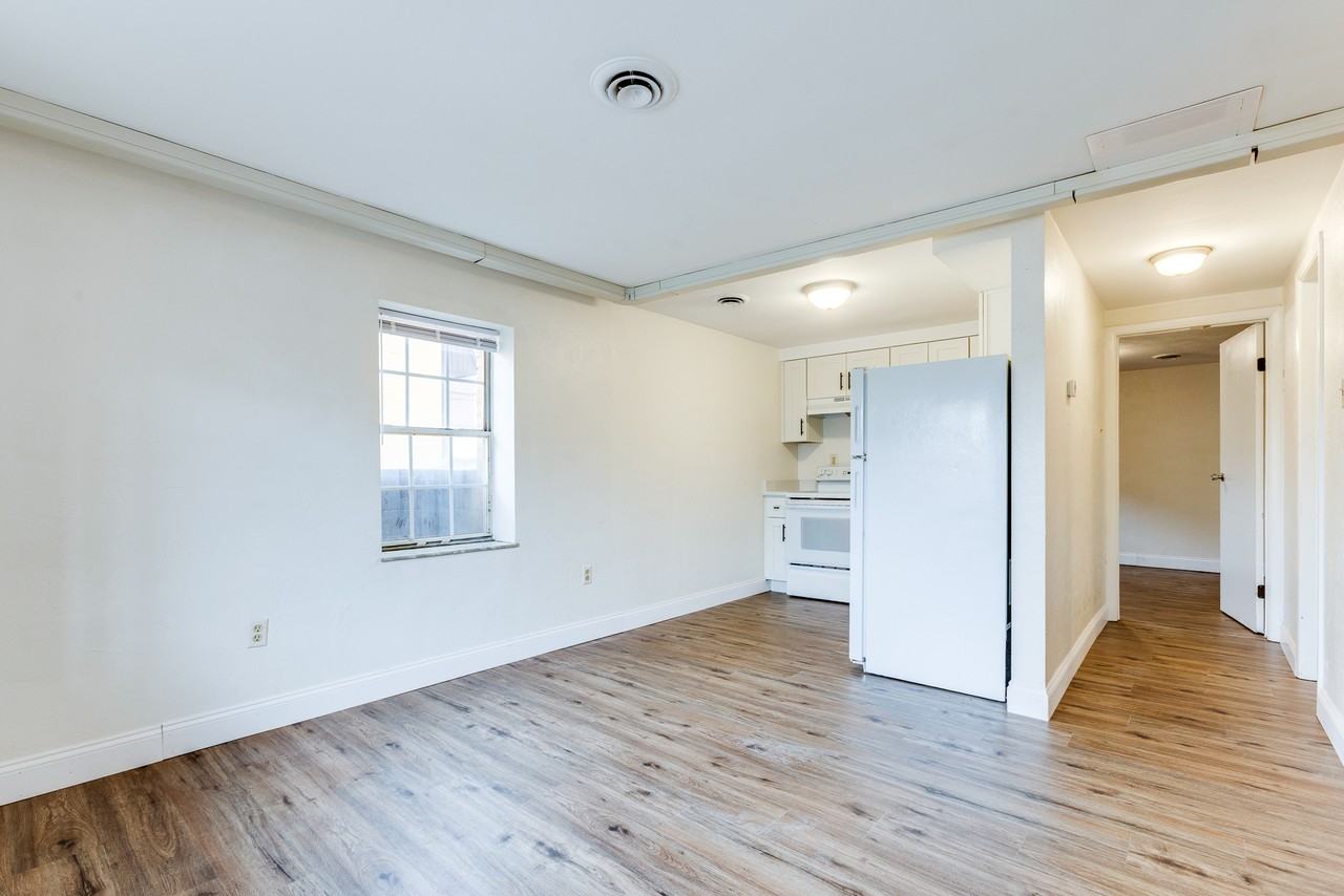 7408 Washington Avenue - Photo 3 of 13