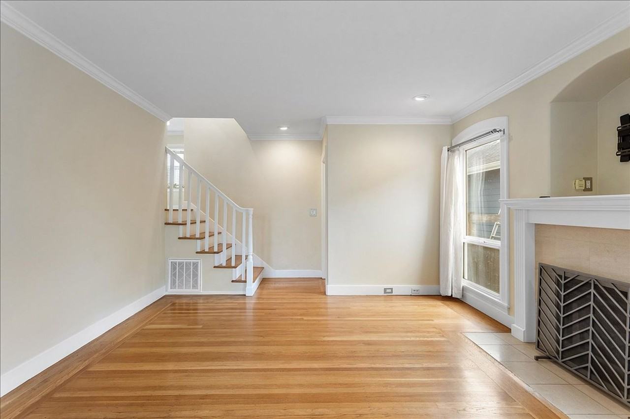 1434 Paru St - Photo 4 of 22