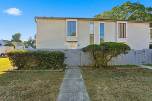 293 Country Club Dr - Photo 1 of 1