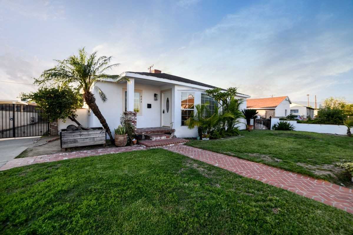 623 N Nora Ave - Photo 3 of 49