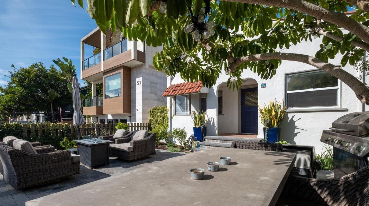 63 9th Ct - Photo 7 of 31