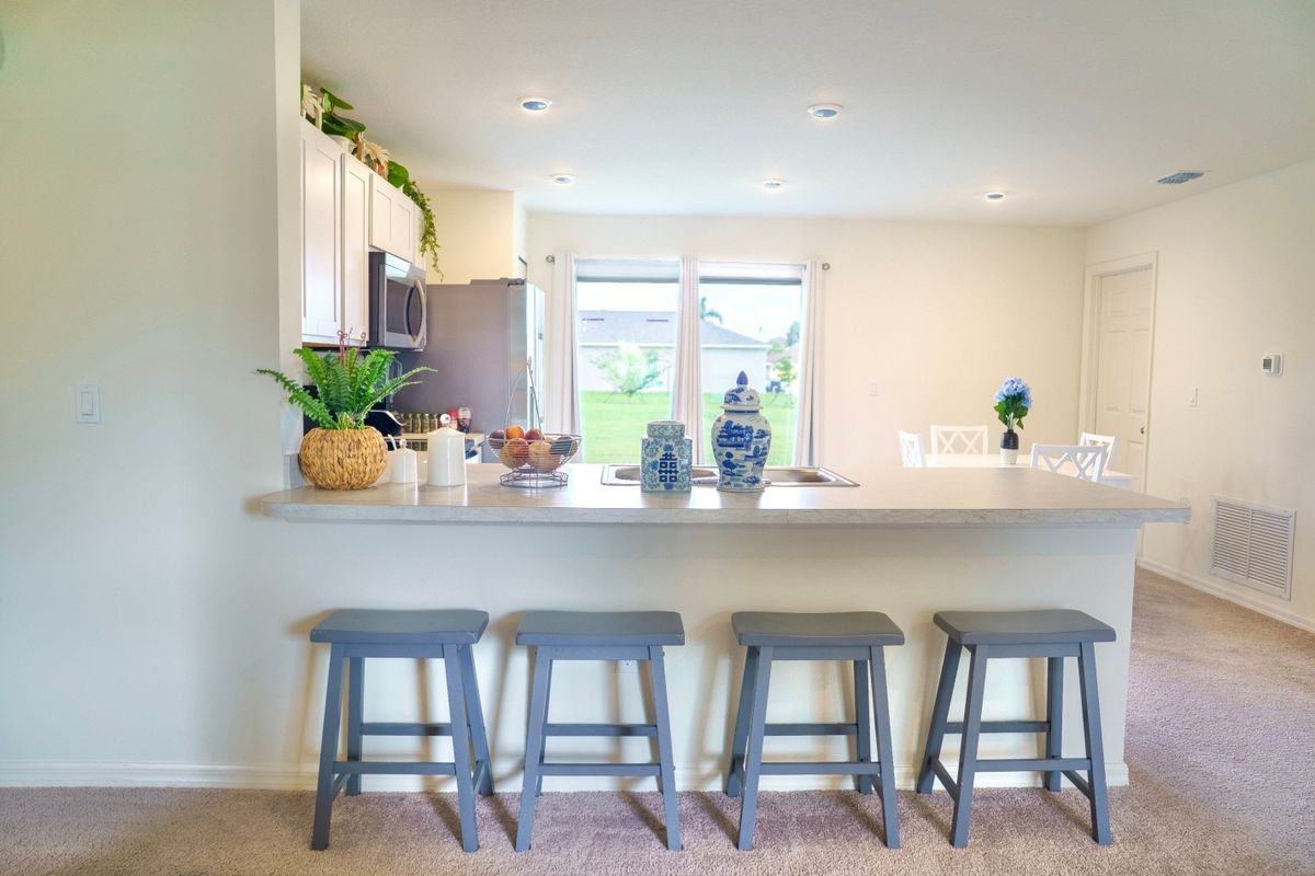 1229 Sw San Antonio Ave - Photo 7 of 28