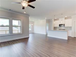 229 Hickory Chase - Photo 3 of 11