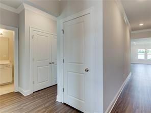 229 Hickory Chase - Photo 7 of 11