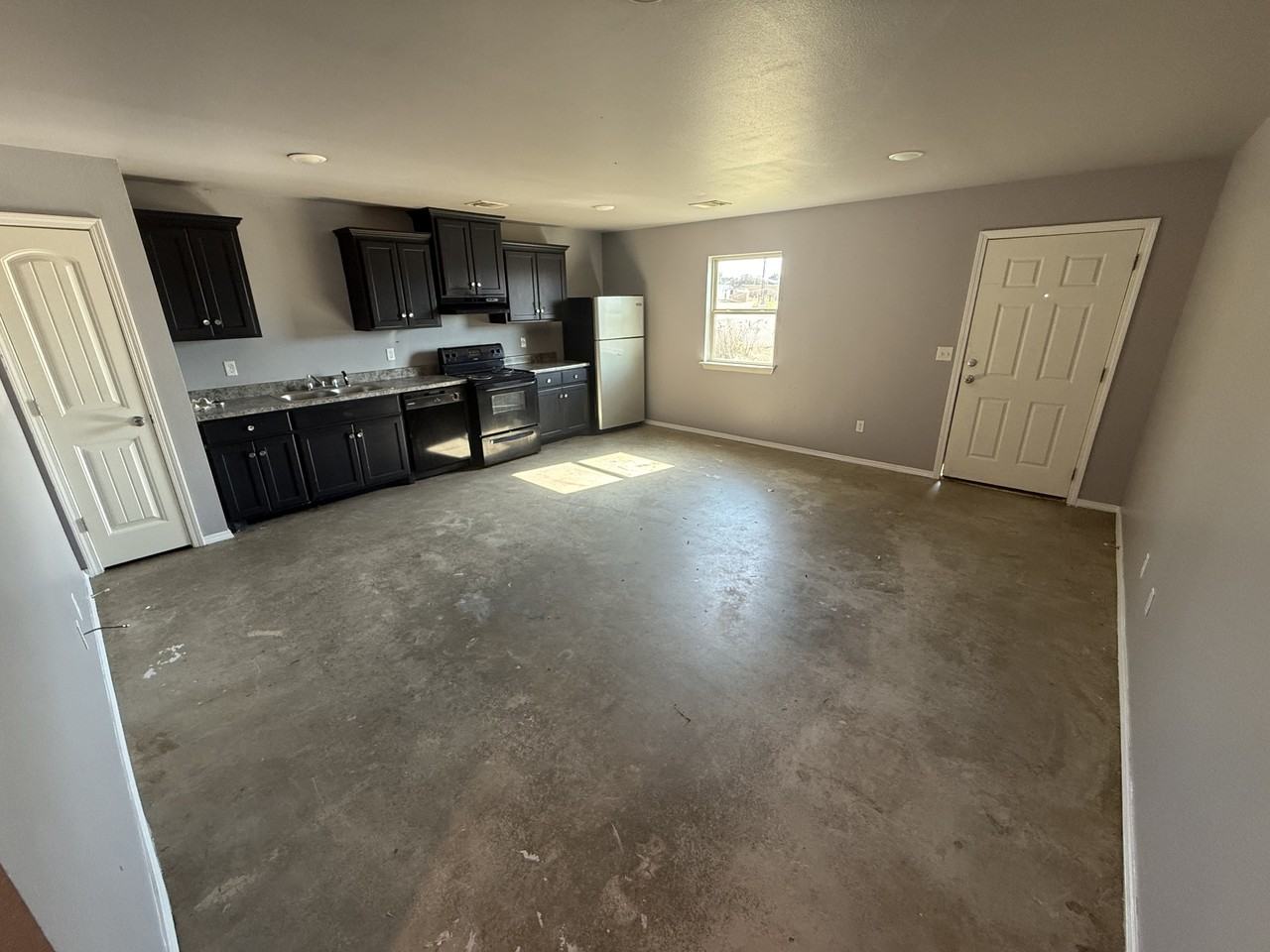 302 N Madison B - Photo 2 of 11