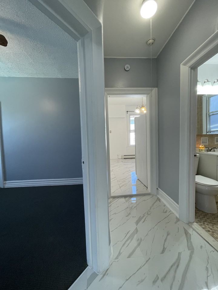 304 Fulton Ave #2 - Photo 7 of 31