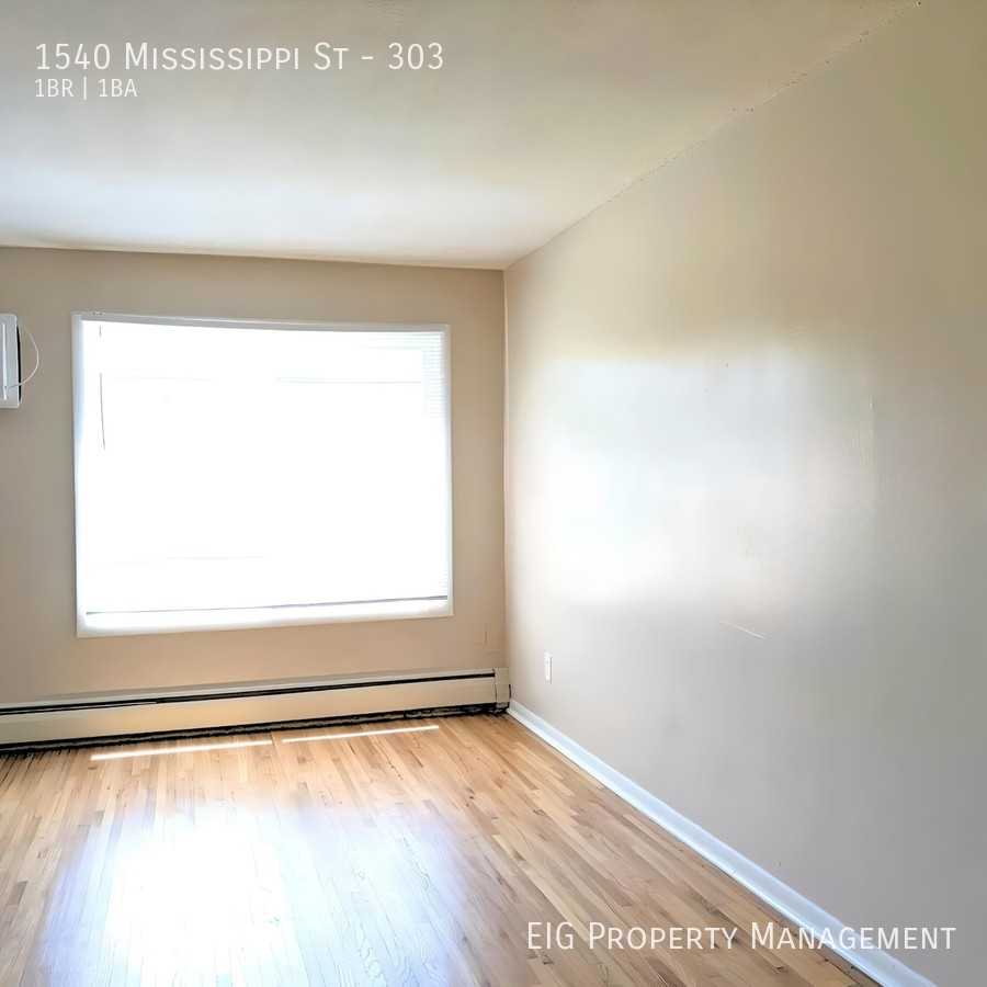 Phalen Village - Photo 7 of 48