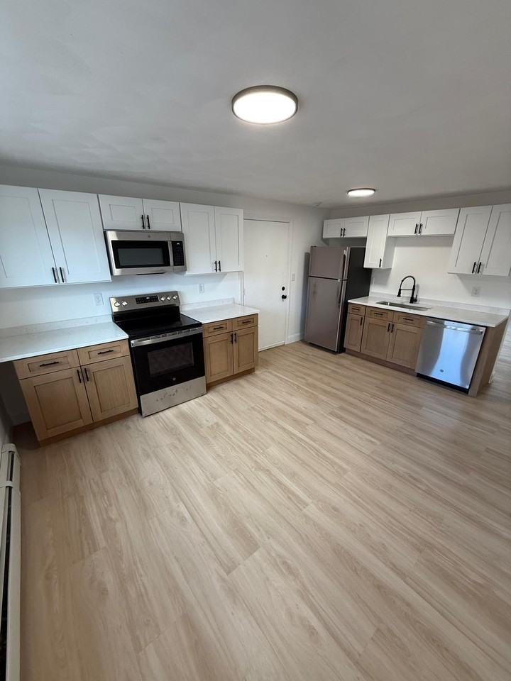 61 Vale St - Photo 2 of 15