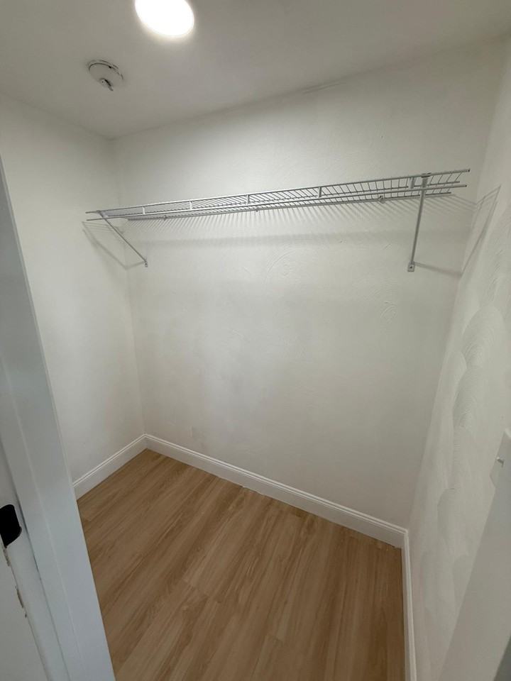 61 Vale St - Photo 5 of 15