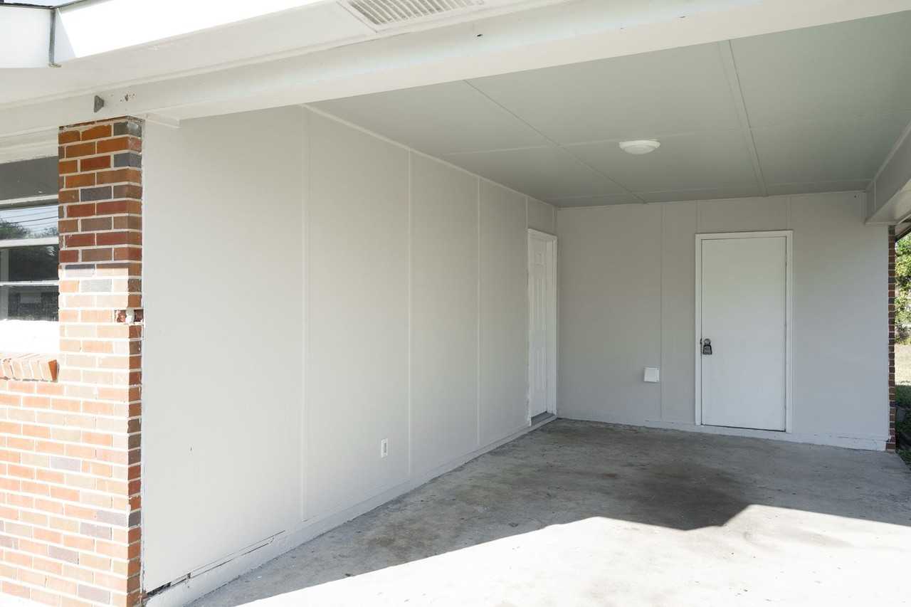 3321 Young Forest Dr - Photo 2 of 20