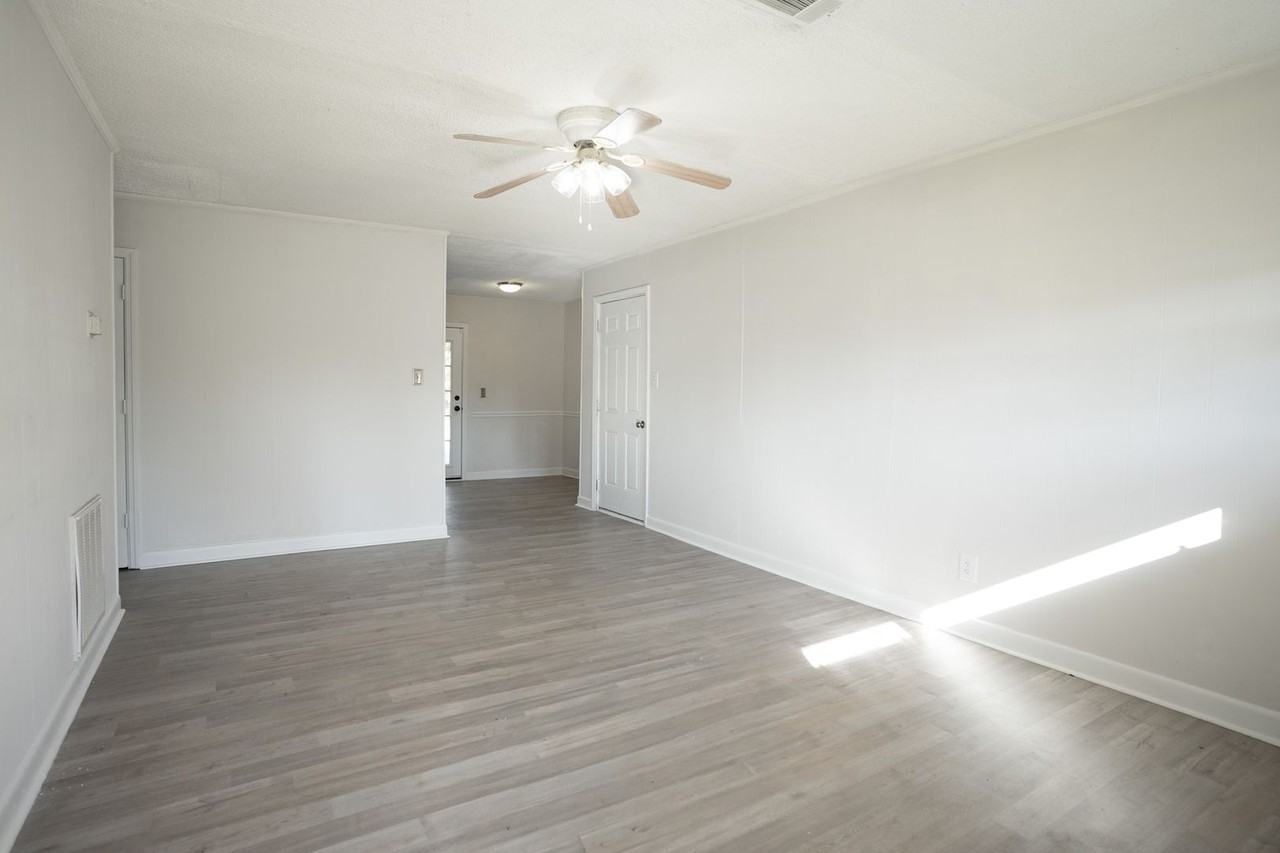 3321 Young Forest Dr - Photo 3 of 20