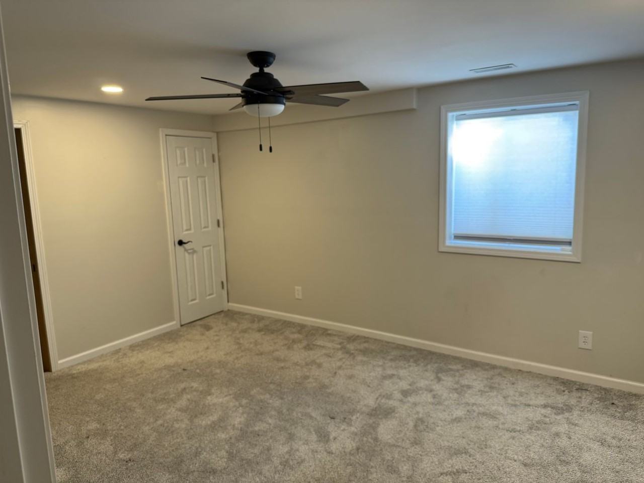 4474 Hilltop Drive - Photo 4 of 15