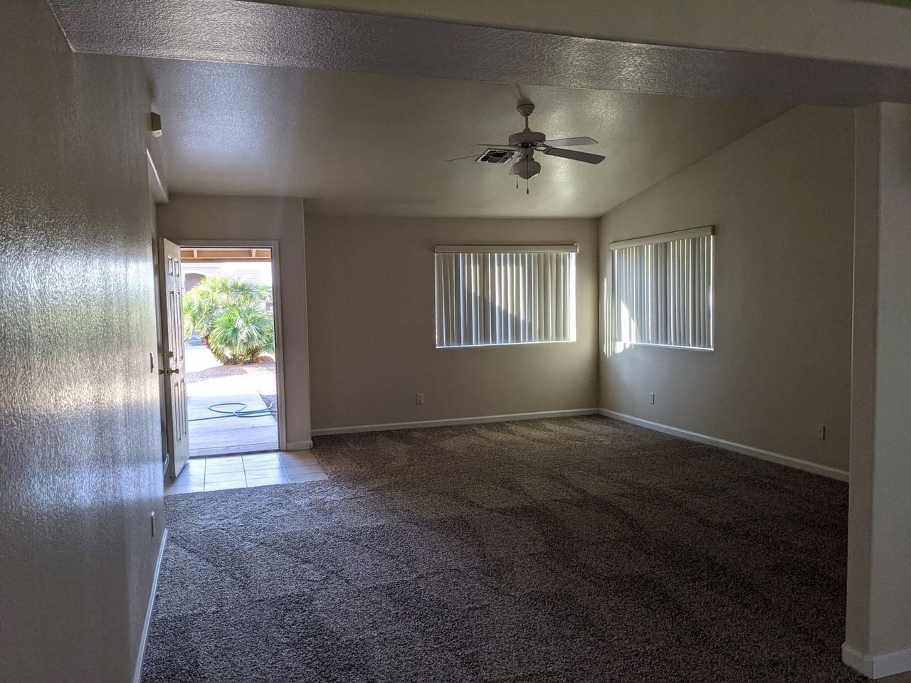 9826 S Needles Dr - Photo 2 of 10