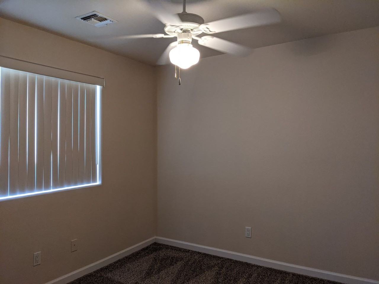 9826 S Needles Dr - Photo 5 of 10