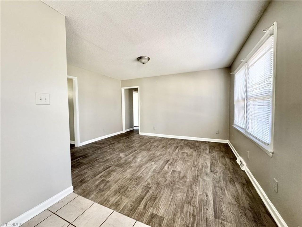 3020 Branderwood Dr - Photo 6 of 14