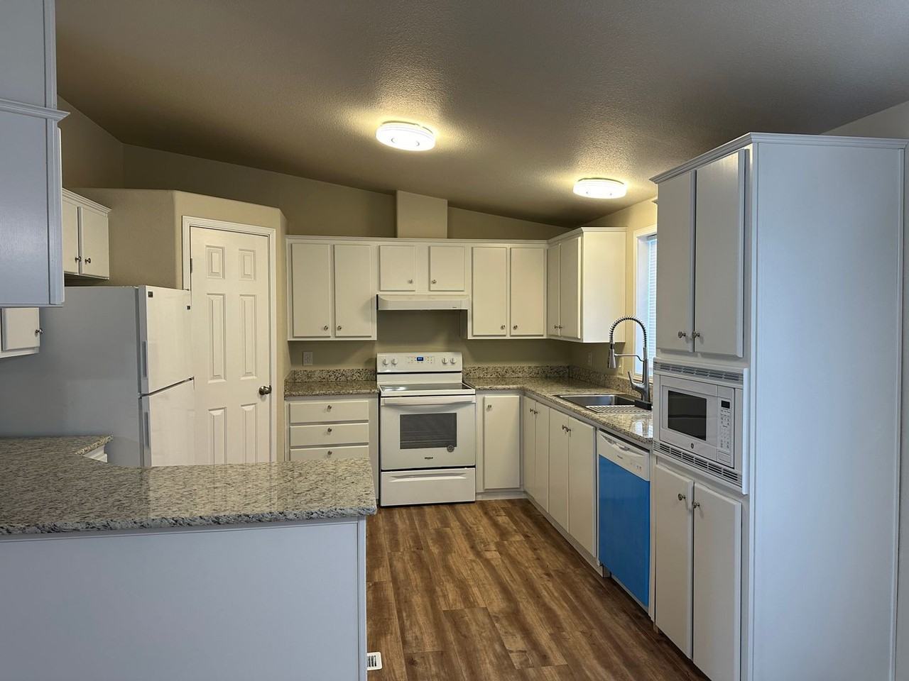 8278 8278 24th St  - 8278 24th St - Photo 2 of 7