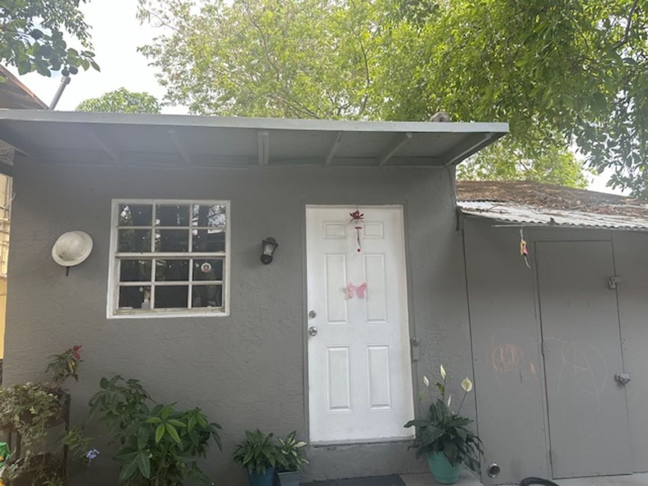 Apartment in the Heart of Little Havana! - Photo 6 of 25