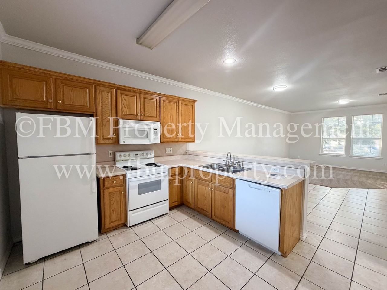 706 Biloxi Dr - Photo 7 of 17