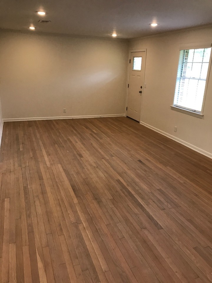 327 Homewood Ave - Photo 4 of 16