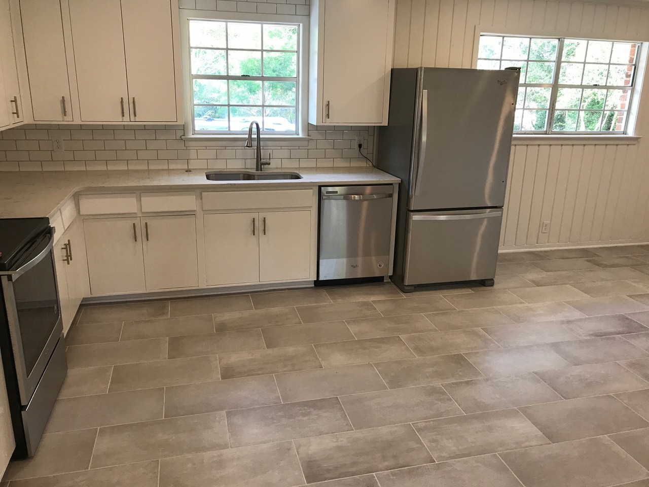 327 Homewood Ave - Photo 5 of 16