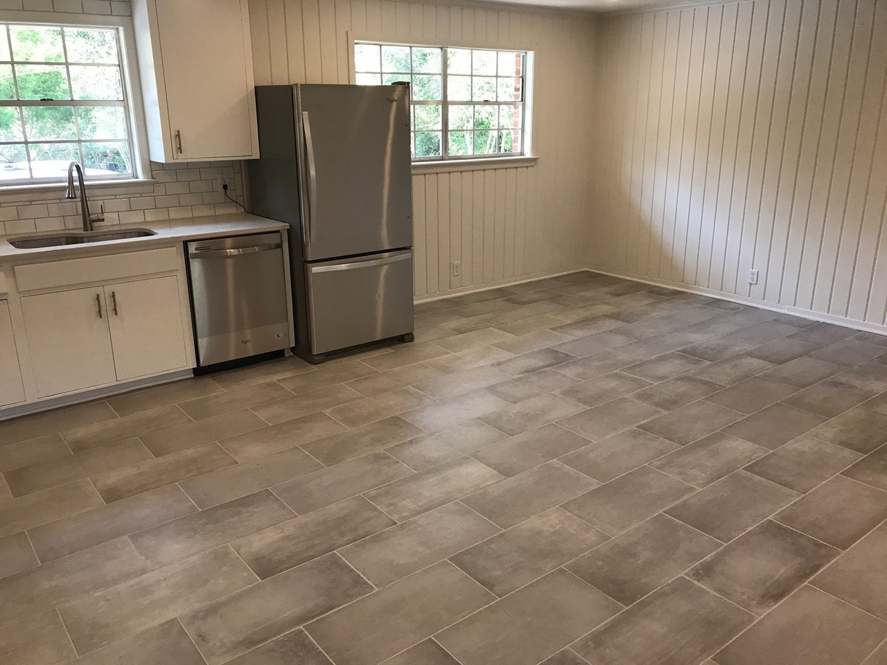 327 Homewood Ave - Photo 6 of 16