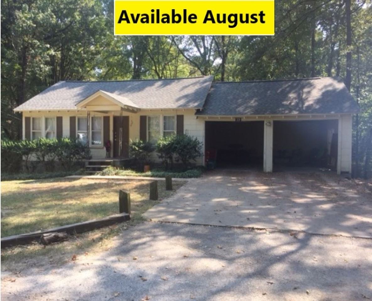 1565 Alderson Loop - Photo 2 of 10