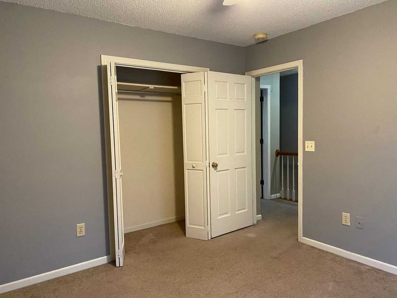 903B N Main St - Photo 7 of 11