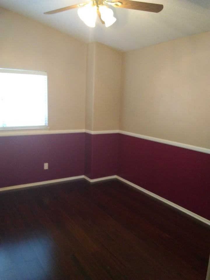 11661 Windcrest Ln - Photo 3 of 11