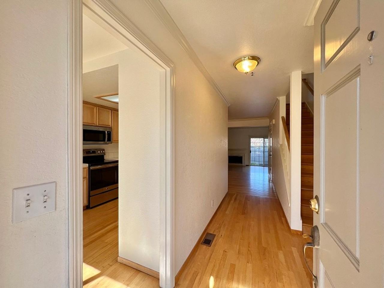 36 Valley Club Cir - Photo 3 of 21