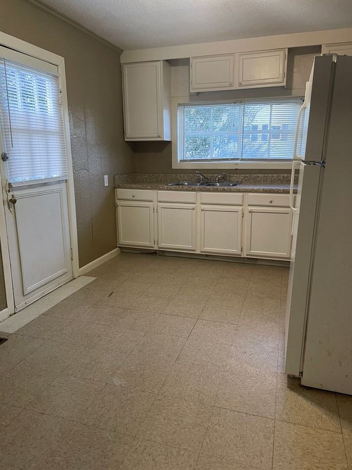 233 Hulsey Street - Photo 6 of 23