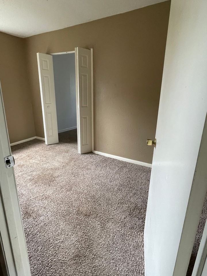 233 Hulsey Street - Photo 7 of 23