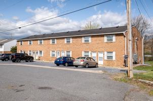 featured image of 98 Dutch Mill Ct