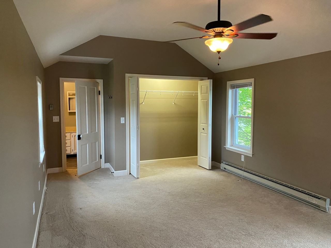 100 High Rd - Photo 3 of 50