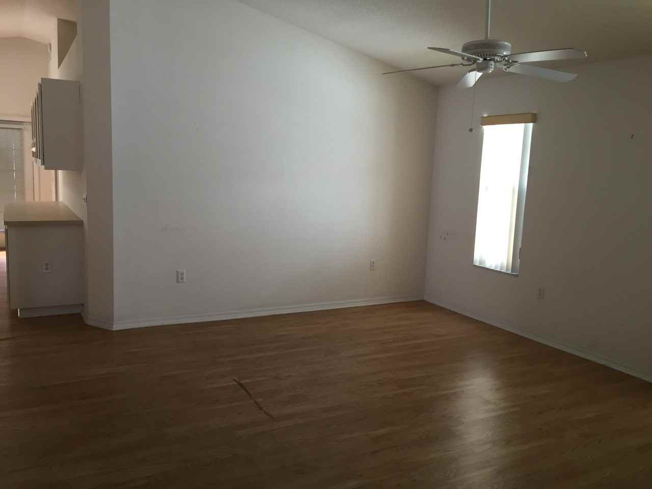 2216 Ne 39th Ave - Photo 5 of 15