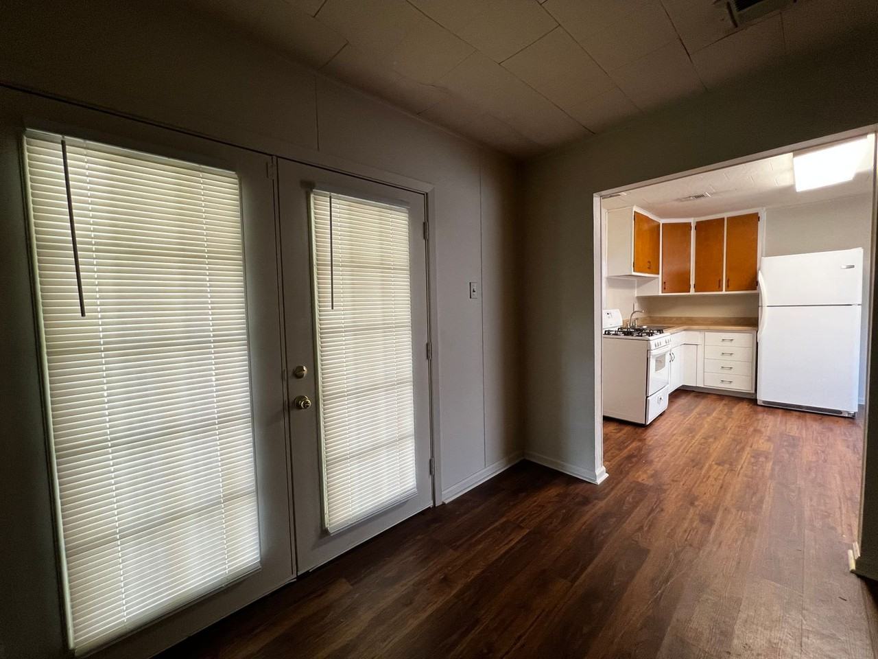118 Sorority Dr - Photo 4 of 14